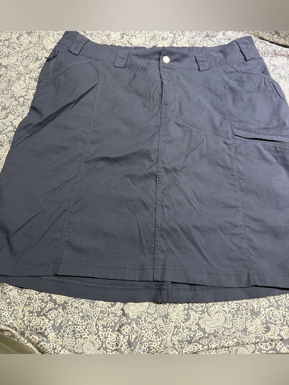 Duluth grey dry on the fly skort skirt 18
